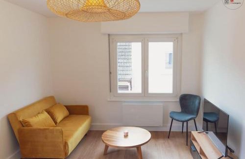 Schiltigheim Apartment | Le reflet chic - 2 pièces neuf - quartier calme à 5 min de Strasbourg