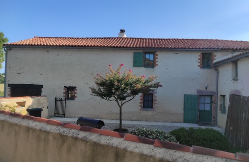 Montournais House | Le Refuge de L'artiste