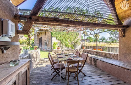Suin House | Le Relais de Mont - SUIN