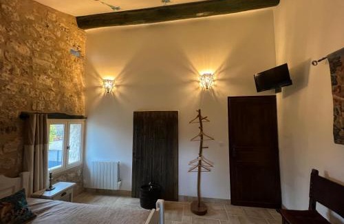 Mouzieys-Panens Bed & Breakfast | Le Relais des Chevaliers "La Chambre des Templiers"