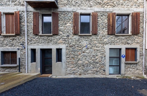 Formigueres Apartment | Le Repaire des Écureuils - Appt avec terrasse