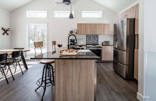 Argenteuil Regional County Municipality Cabin | Le Roitelet - Chaleureux, spa, en nature