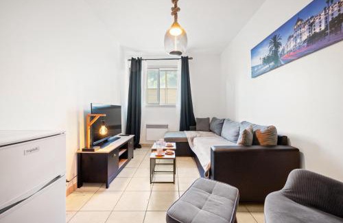Fabron Apartment | le soleil niçois
