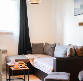 Fabron Apartment | le soleil niçois