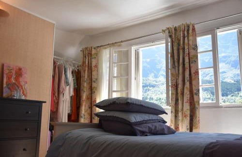 Cilaos Apartment | le Strelitzia 1