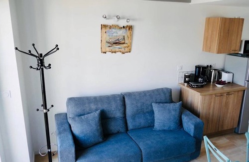 La Cotiniere Apartment | LE STUDIO, Gîte 3. Clos des Aigrettes, 30m from La Cotiniere Port