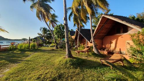 Madirokely Bed & Breakfast | Le TRANSAT LODGE