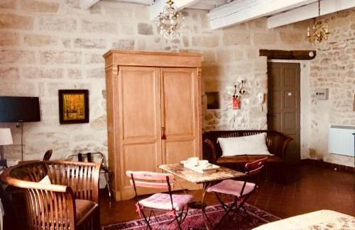 Uzes Apartment | Le trente trois