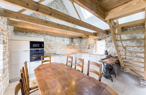 Camaret-sur-Mer House | Le Vieux Chêne by Interhome