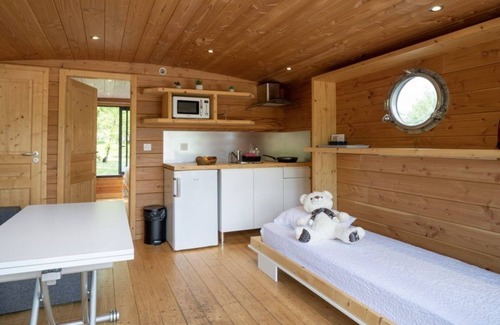 Chamberet RV Rental | Le Village des Monédières - Slowmoov