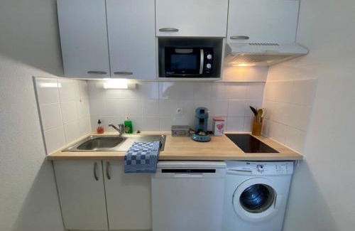 Carcassonne Apartment | Le Voyage Bleu, Clim Parking