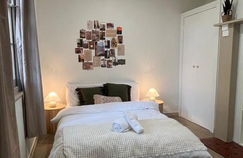 Hobart Central Business District House | Leaf room - Down to the green home stay