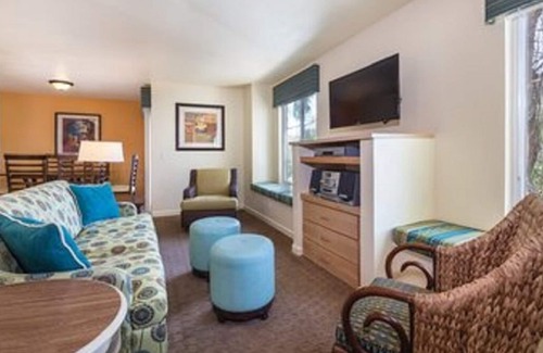Las Vegas Resort | Leave your worries at the door!