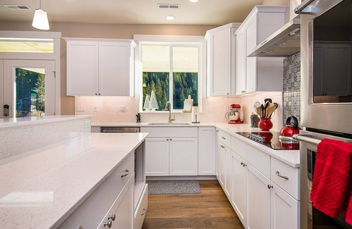 Leavenworth House | Leavenworth Farmhouse