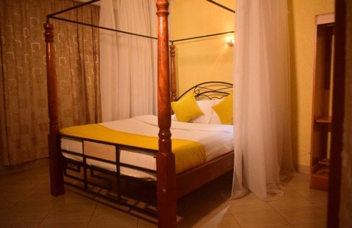 Nakuru Hotel | Lee Njiru Resort