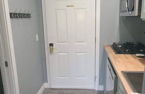 Cedar Apartment | Leelanau condo on golf course close to beaches, wineries, sand dunes, and more