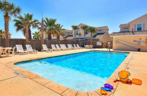 Corpus Christi House | Leeward Bay 15001