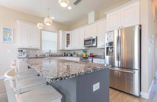 Marineland Acres House | Legasea Beachside Heated Swim Spa Fenced Yard