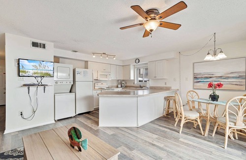 Orange Beach East Apartment | Lei Lani 218 Best of Beach Bay