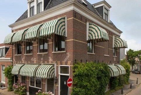 Sneek Bed & Breakfast | Lekkerwegbijleeuwen, 1 minuut naar hartje centrum