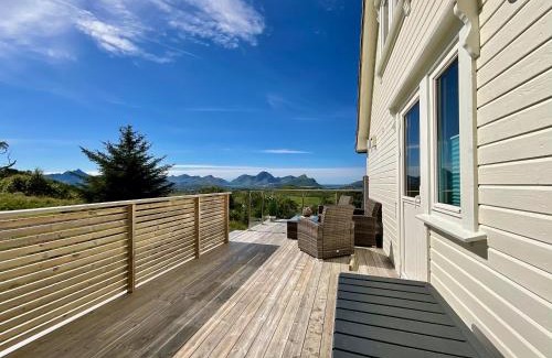 Leknes House | Leknes Panorama Lofoten