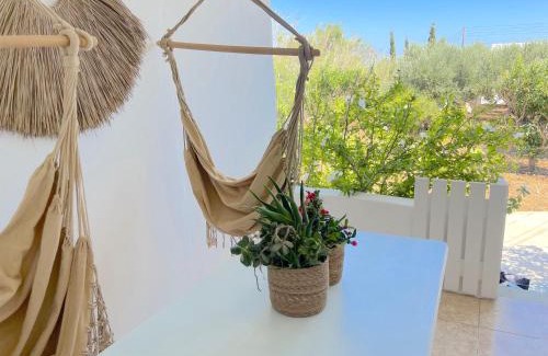 Chrissi Akti Apartment | Lemon Tree House, Golden Beach