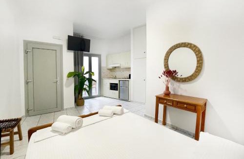 Platis Gialos Apartment | Lemonia Rooms 1