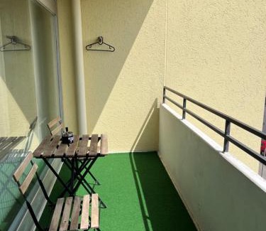 Innenstadt Apartment | Leo Flat