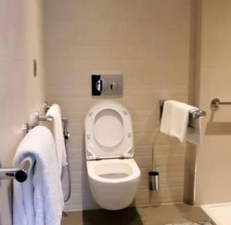 Opebi House | Leola Hotel-standard
