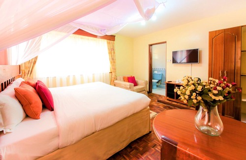 Nairobi House | Leon Villas Guest House