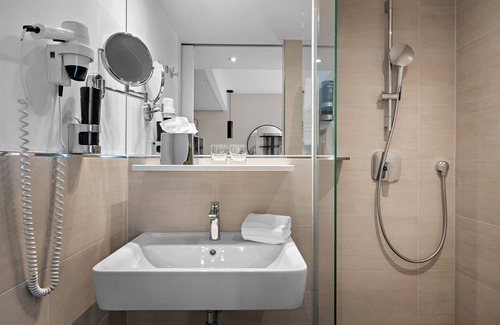 Funfhaus Hotel | Leonardo Hotel Vienna City West
