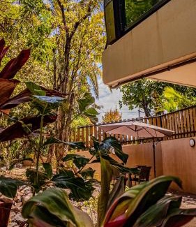 Etang Sale Les Bains Apartment | Les 3 sables, COCO