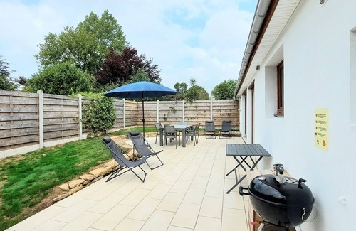 Lacres House | Les Boutons d'Or - Charming gîte, 2 bedrooms, sleeps 7 with large terrace