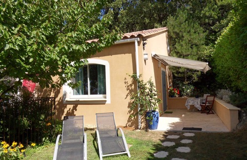 Eyragues House | Les Hauts D'eyragues : Gîte Aigue Marine
