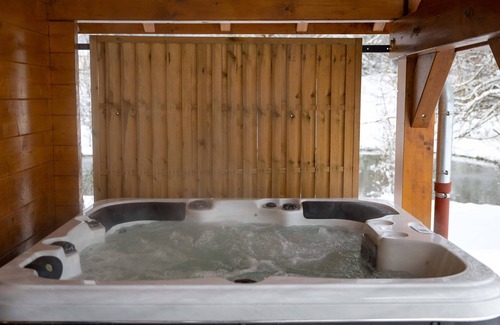 Bonlieu Ski Chalet | Les Jardins du Herisson 4