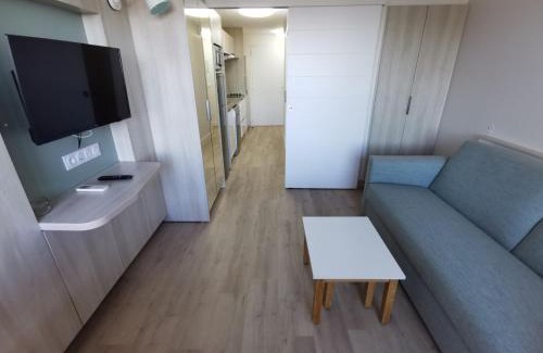 Saint-Mandrier-sur-Mer Apartment | Les jardins de la Côte d'azur