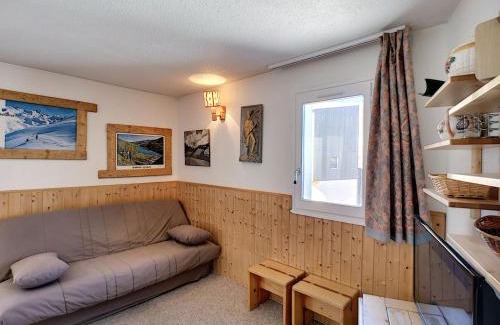 Reberty Apartment | Les Menuires : 2 pièces, 6 pers, balcon sud, wifi, animaux, parking - FR-1-178-75