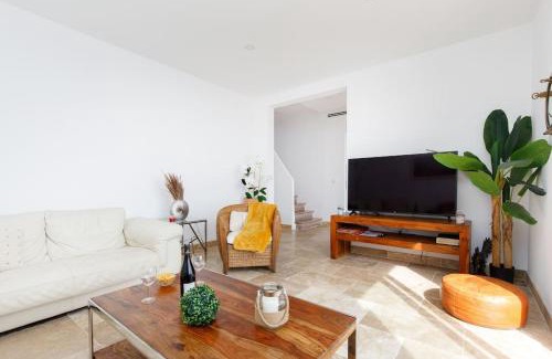 Theoule-Superieur Villa | Les Oules Vertes YourHostHelper classé 3 étoiles