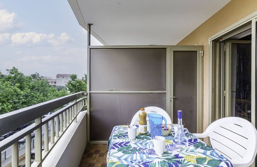 Sainte-Maxime City Centre Apartment | Les Platanes by Interhome