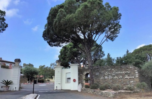 Les Restanques Apartment | Les Restanques du Golfe de Saint-Tropez, 1600m2 water park, wave pool