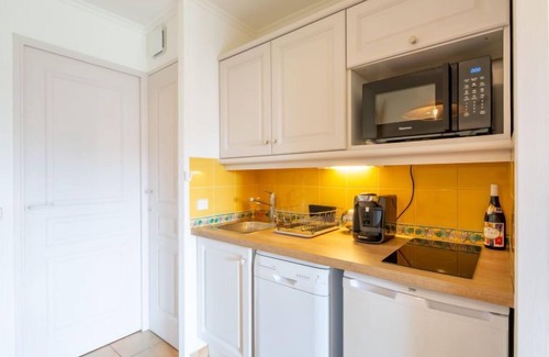 Les Issambres Apartment | Les Rivages des Issambres by Interhome