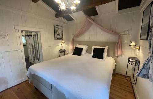 Lamonzie-Montastruc Bed & Breakfast | Les Rocailles