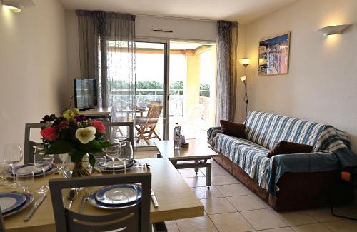 Ajaccio Apartment | Les Sanguinaires N'15 - T2 Vue Mer, Piscine, Plage