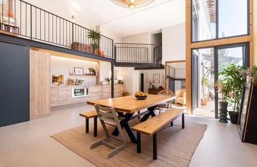 Saint-Cyr-au-Mont-d'Or Villa | Les Vieilles portes - Newly refurbished house with pool