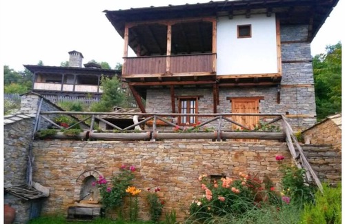 Garmen House | Leshten Valentin's House