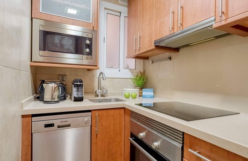 Gracia Apartment | Lesseps - Two Bedroom Apartment, Sleeps 4