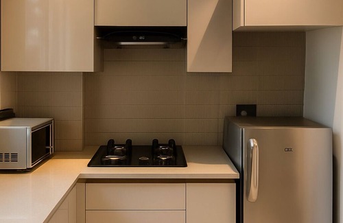 DLF City Apartment | Let'stay DLF Phase- 1