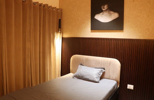 Vasant Kunj Apartment | LET'STAY VASANTKUNJ DELHI