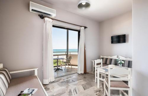 Kato Stalos Apartment | Lia Beachfront Apartments