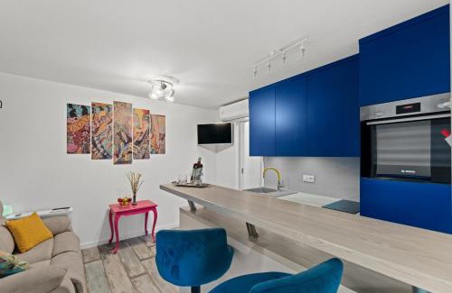 Brulo Apartment | Liam